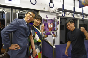 お披露目には、「ドラゴンクエスト大好き芸人」こと竹若元博さん(=右・バッファロー吾郎)のほか宇都宮まきさん(中央)、浅越ゴエさんも登場
