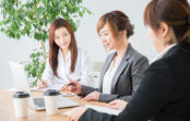 小さな一歩積み重ねて 女性活躍の時代 小さな一歩積み重ねて 女性活躍の時代