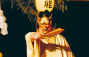 新緑の奈良 伝統の「薪御能」5月17日(金) 18日(土) 春日大社・興福寺で 新緑の奈良 伝統の「薪御能」5月17日(金) 18日(土) 春日大社・興福寺で