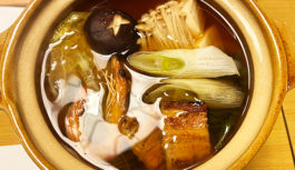大奥ゆかりの高砂染にふれ、穴子料理を食す