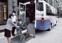 「貸し切りバス」で気軽に旅行を 日本旅行　車椅子対応のサービス開始